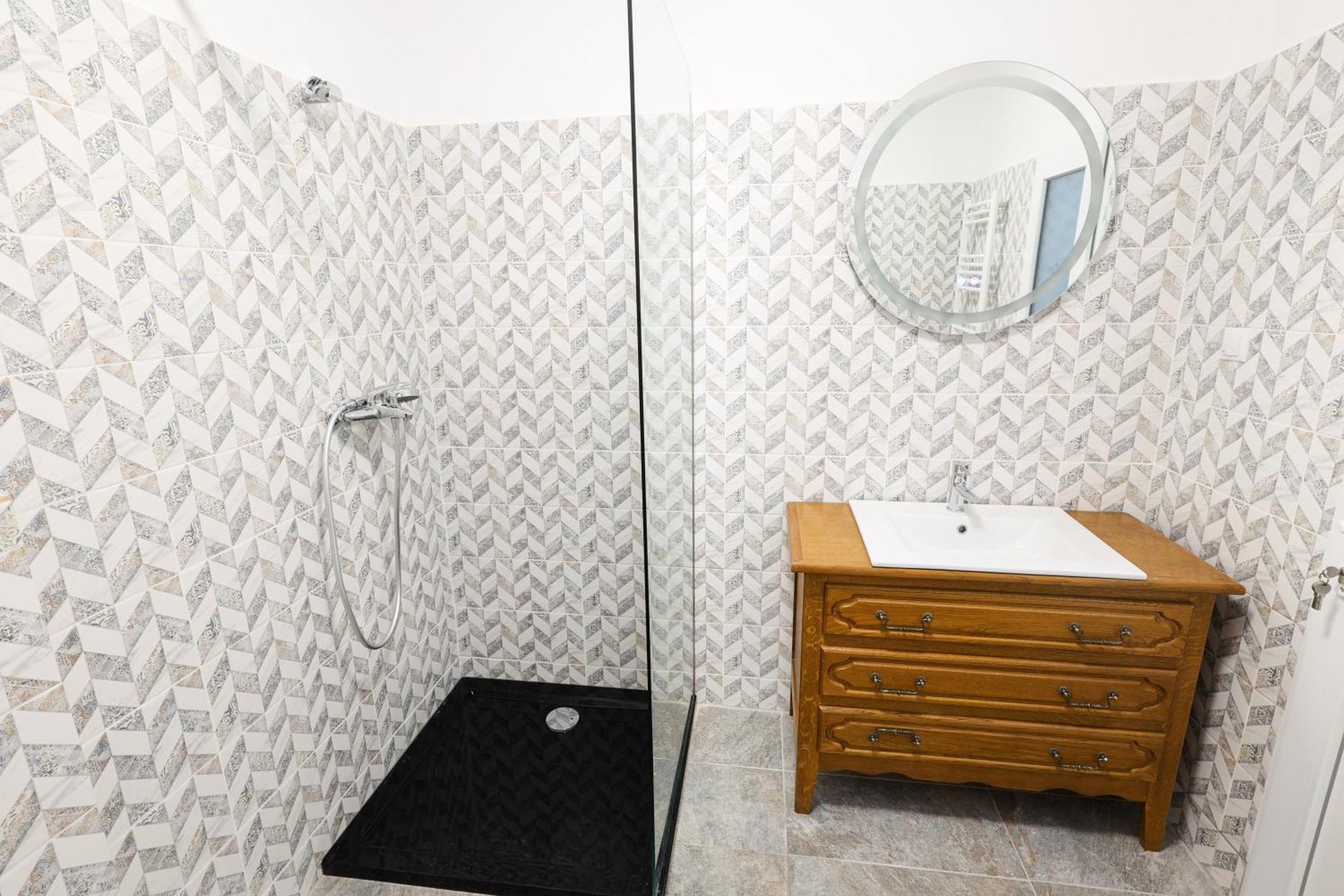 Floasiu Residence Guesthouse Sibiu Bagian luar foto