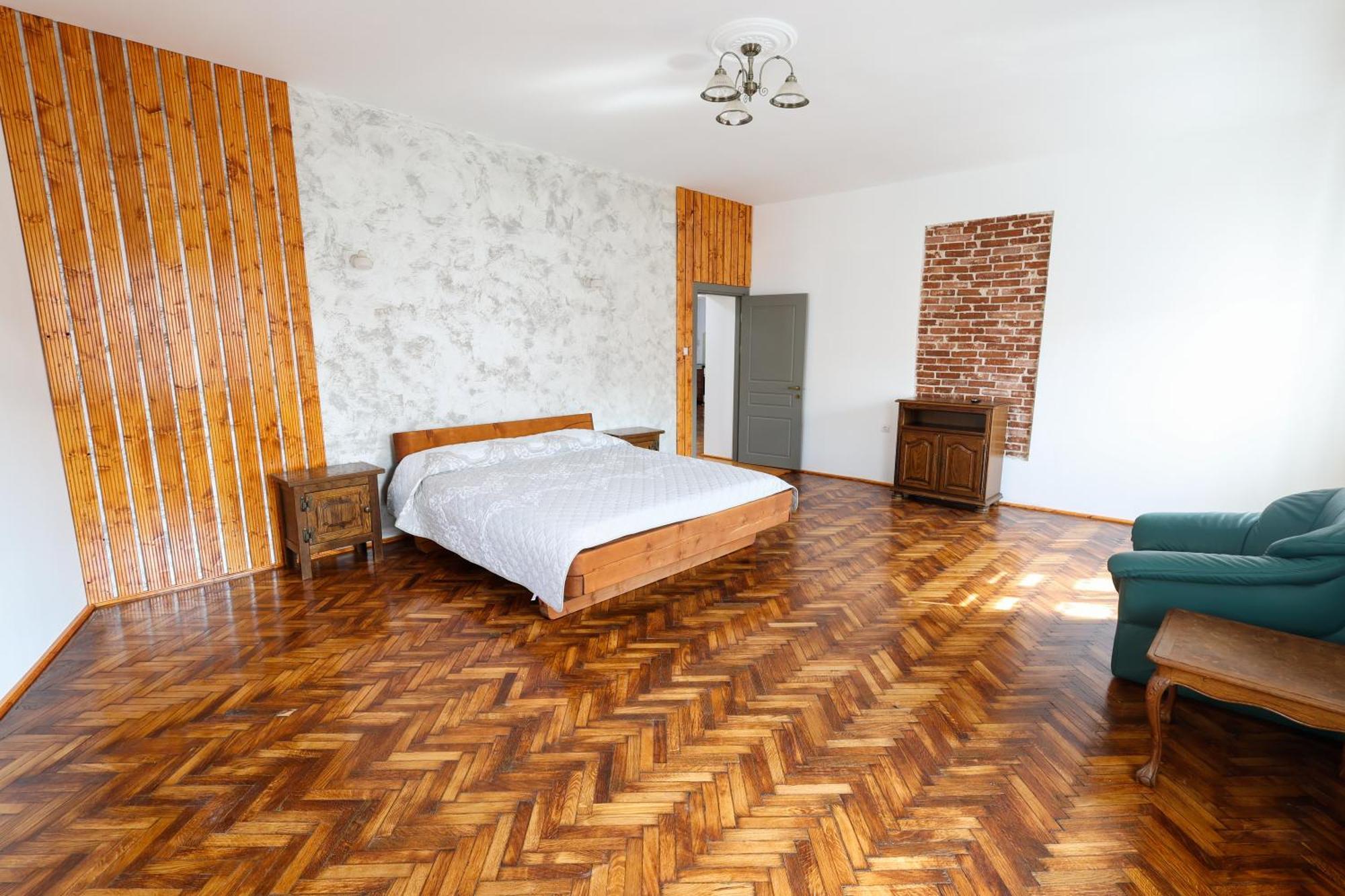 Floasiu Residence Guesthouse Sibiu Bagian luar foto